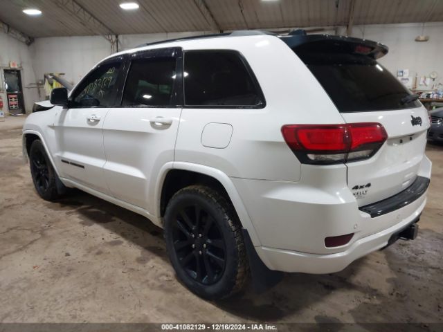 Photo 2 VIN: 1C4RJFAG7HC815180 - JEEP GRAND CHEROKEE 