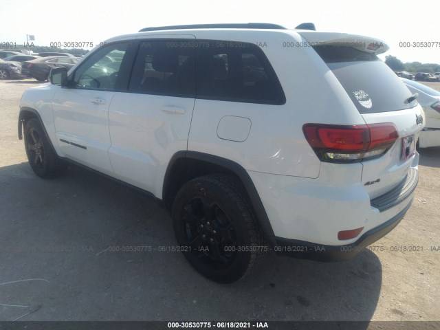 Photo 2 VIN: 1C4RJFAG7JC352768 - JEEP GRAND CHEROKEE 