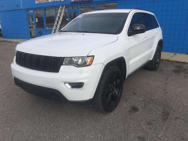 Photo 1 VIN: 1C4RJFAG7JC367903 - JEEP GRAND CHEROKEE 