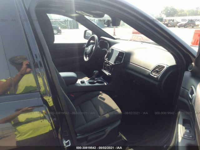 Photo 4 VIN: 1C4RJFAG7KC538201 - JEEP GRAND CHEROKEE 