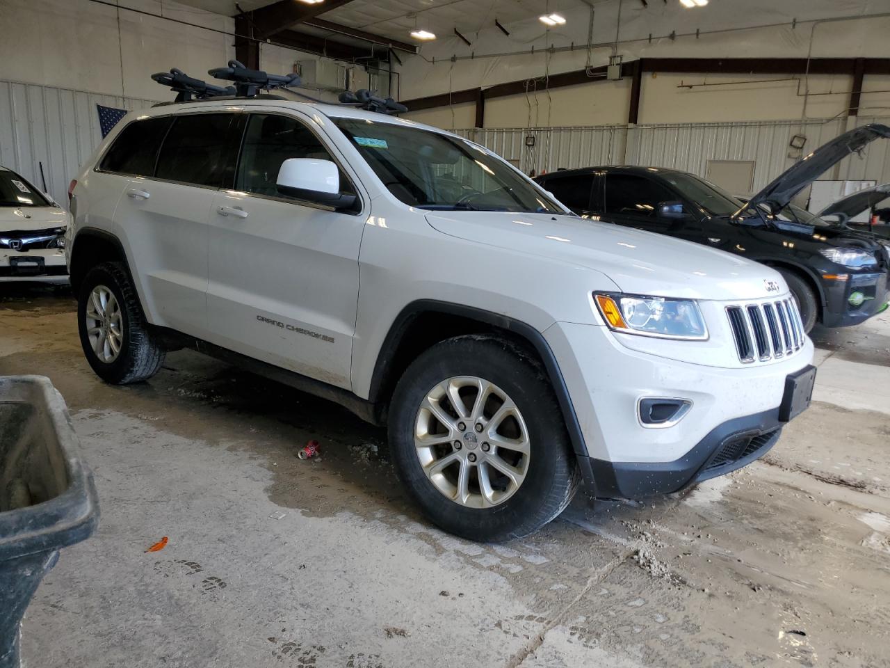 Photo 3 VIN: 1C4RJFAG8FC902955 - JEEP GRAND CHEROKEE 