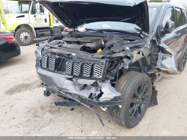 Photo 5 VIN: 1C4RJFAG8JC124181 - JEEP GRAND CHEROKEE 