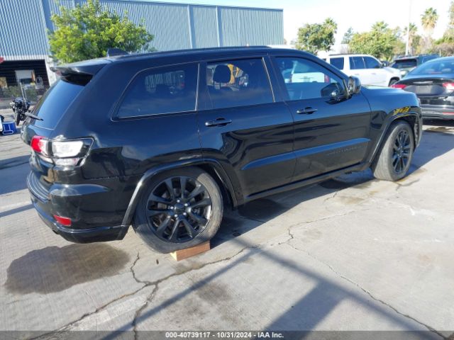 Photo 3 VIN: 1C4RJFAG8JC140607 - JEEP GRAND CHEROKEE 