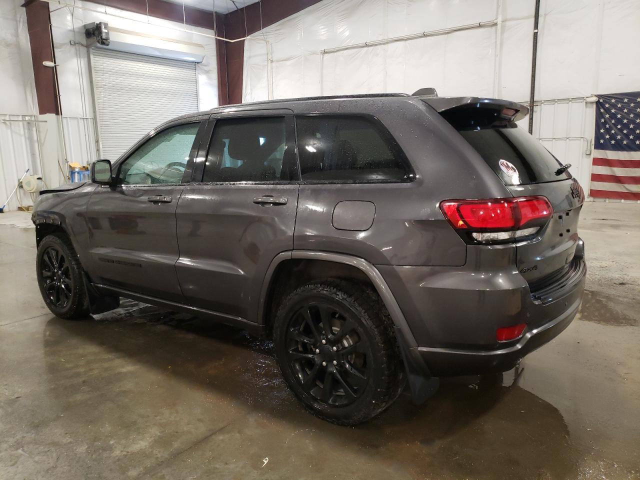 Photo 1 VIN: 1C4RJFAG8JC214222 - JEEP GRAND CHEROKEE 