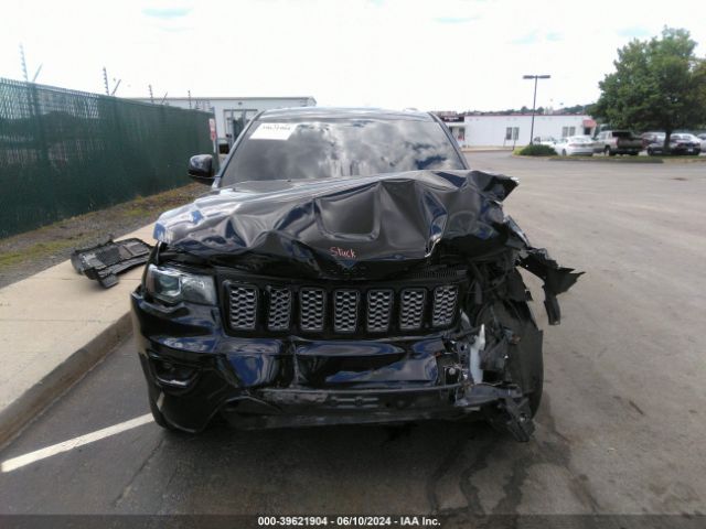 Photo 5 VIN: 1C4RJFAG8JC223177 - JEEP GRAND CHEROKEE 