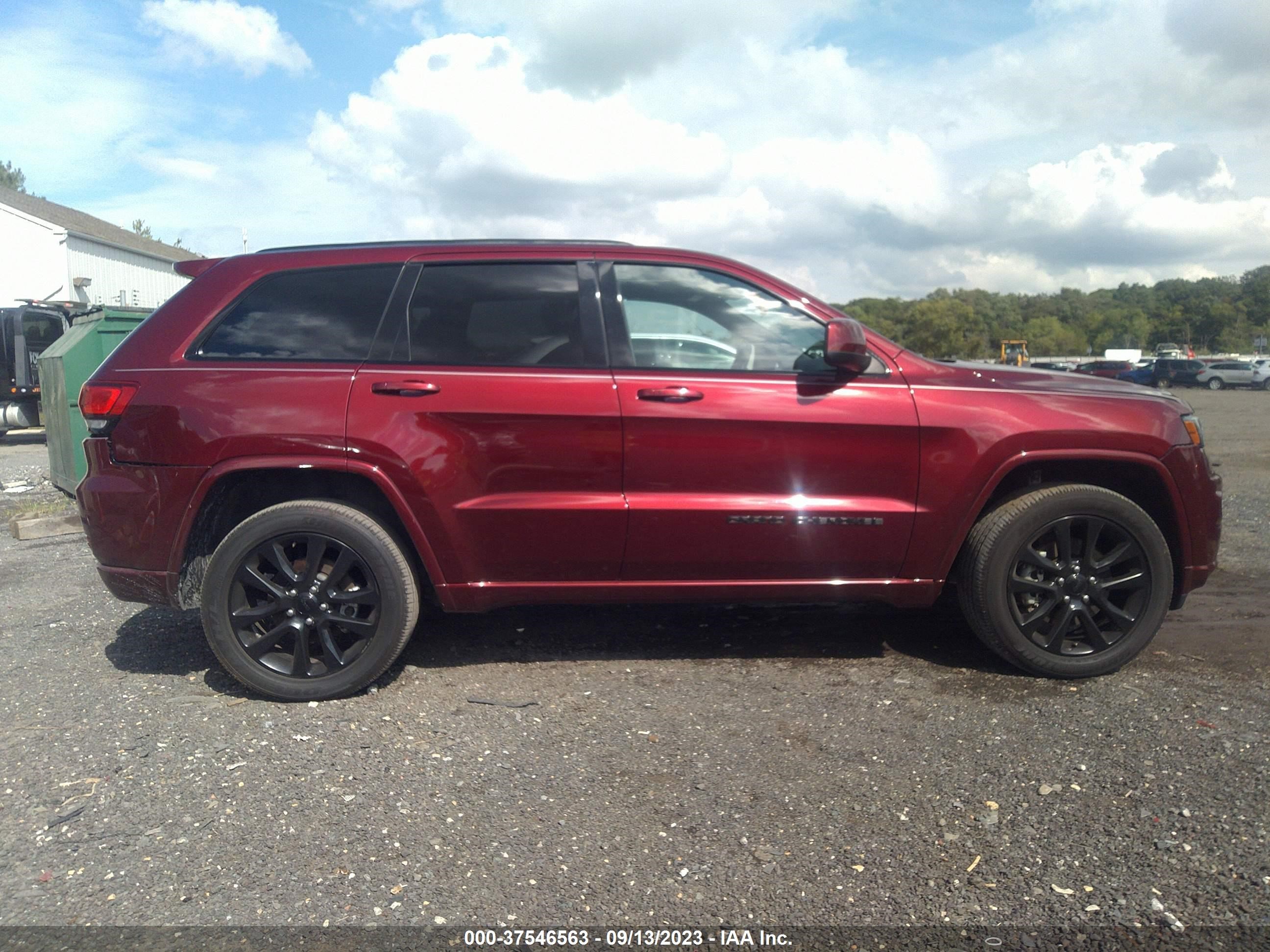 Photo 12 VIN: 1C4RJFAG8MC542163 - JEEP GRAND CHEROKEE 