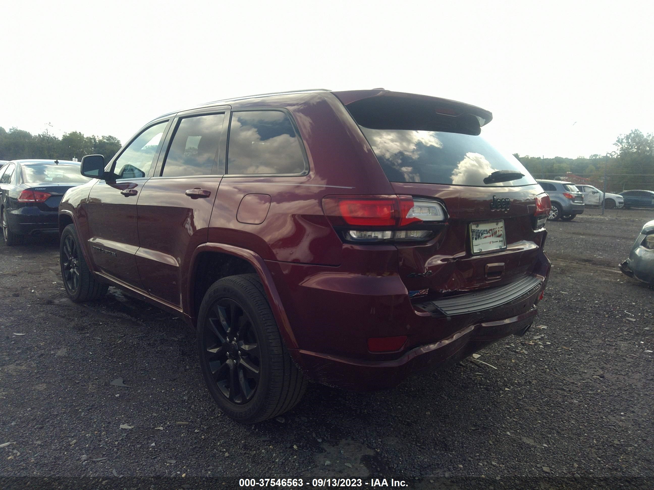 Photo 2 VIN: 1C4RJFAG8MC542163 - JEEP GRAND CHEROKEE 