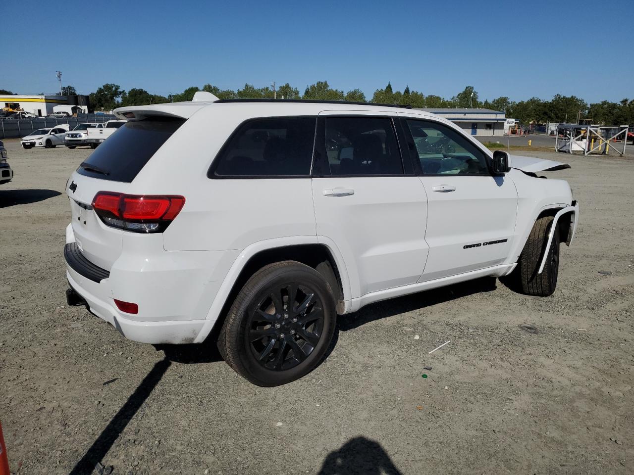 Photo 2 VIN: 1C4RJFAG8MC576877 - JEEP GRAND CHEROKEE 