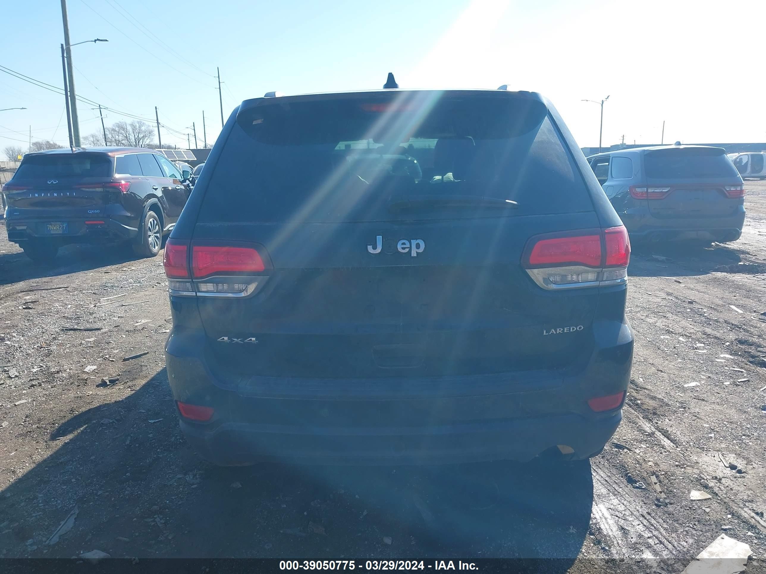 Photo 15 VIN: 1C4RJFAG8MC731394 - JEEP GRAND CHEROKEE 