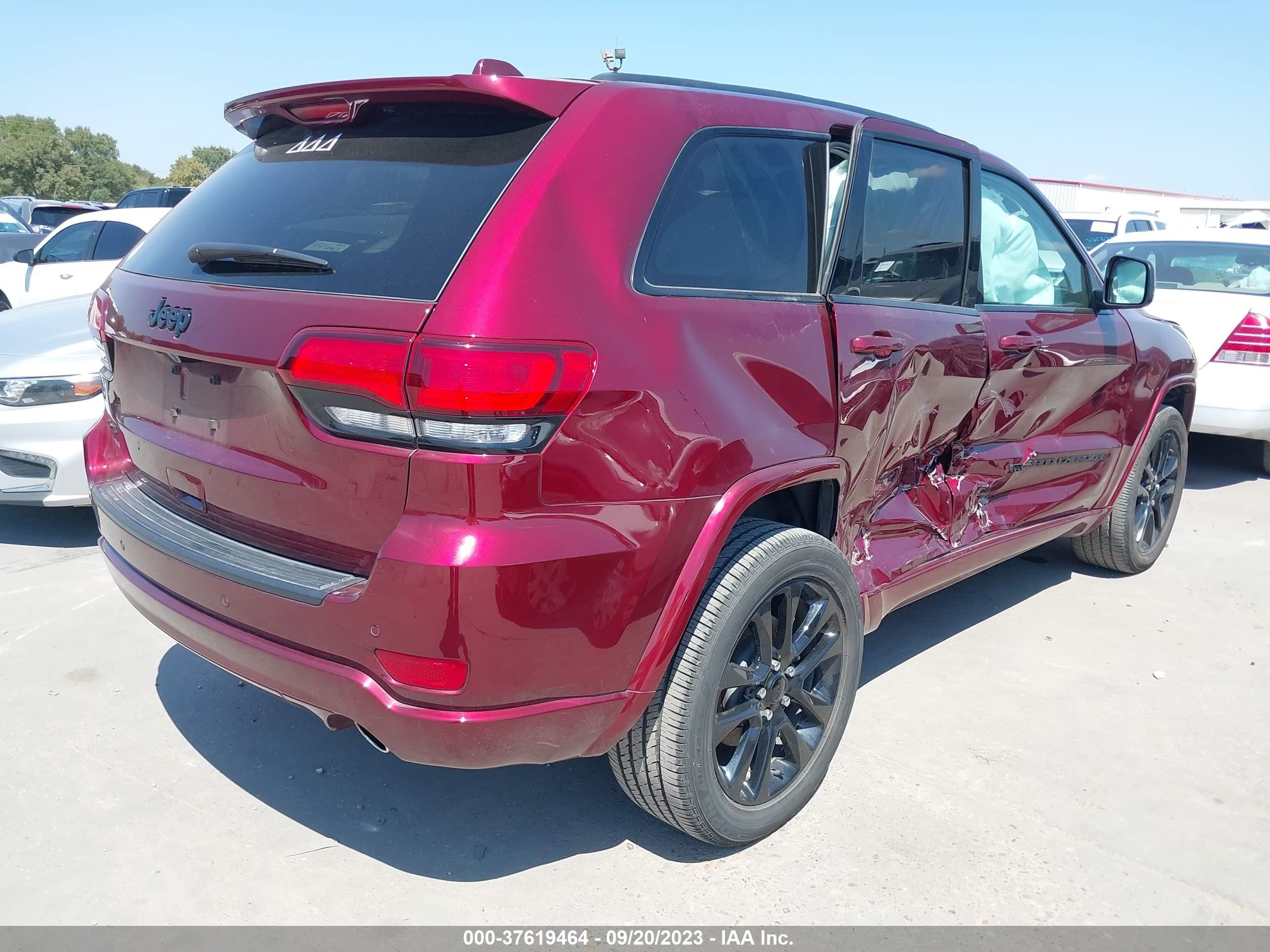 Photo 3 VIN: 1C4RJFAG8NC141388 - JEEP GRAND CHEROKEE 