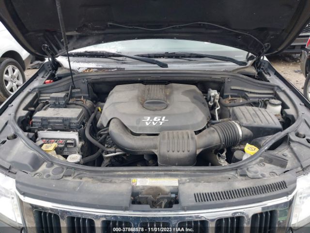 Photo 9 VIN: 1C4RJFAG9CC226415 - JEEP GRAND CHEROKEE 