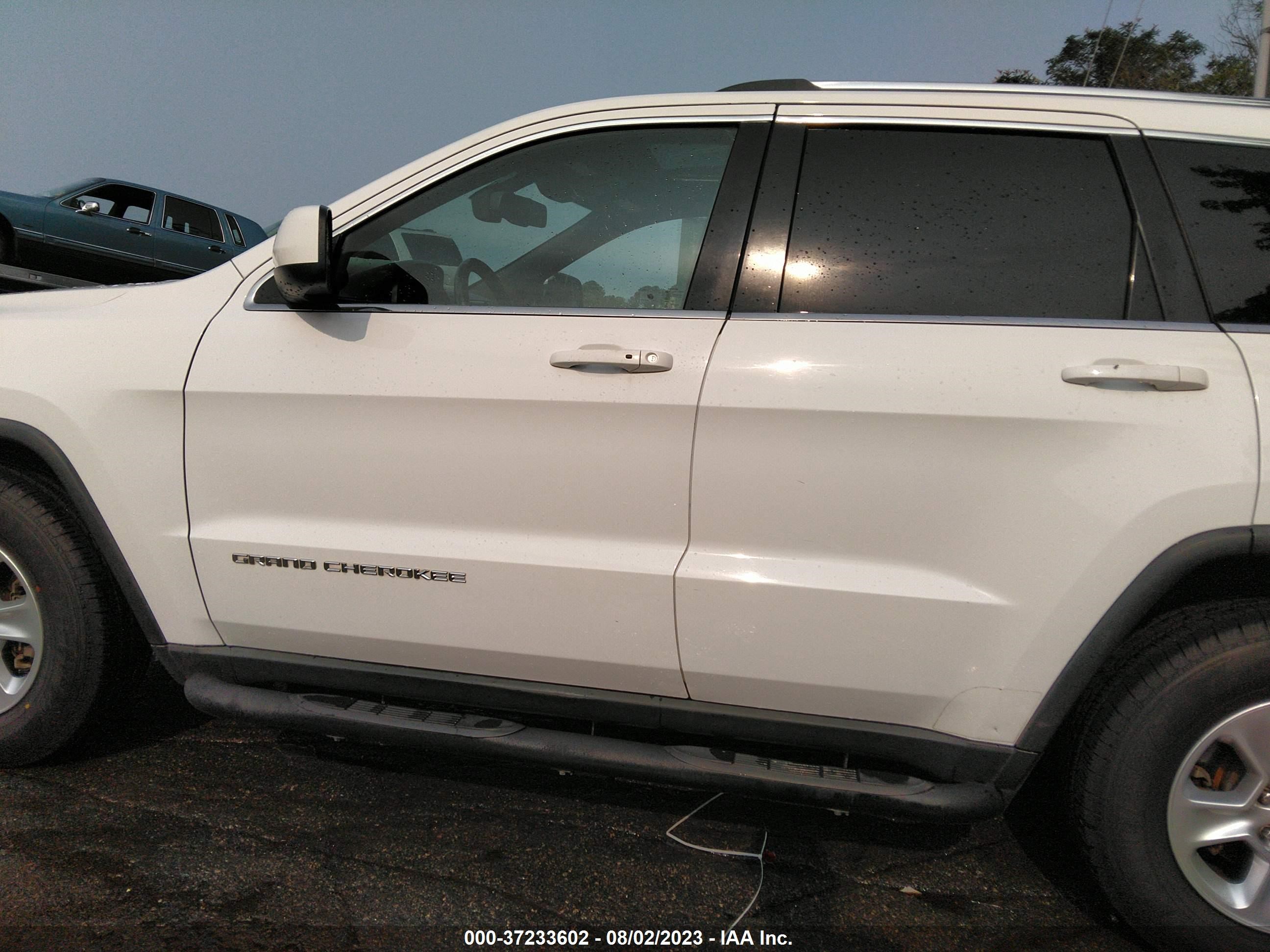 Photo 13 VIN: 1C4RJFAG9EC106584 - JEEP GRAND CHEROKEE 