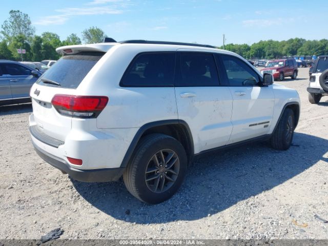 Photo 3 VIN: 1C4RJFAG9GC463654 - JEEP GRAND CHEROKEE 