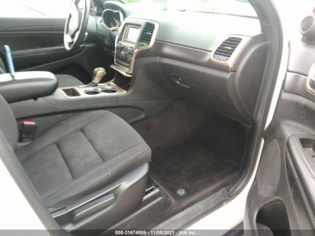 Photo 4 VIN: 1C4RJFAG9GC470619 - JEEP GRAND CHEROKEE 