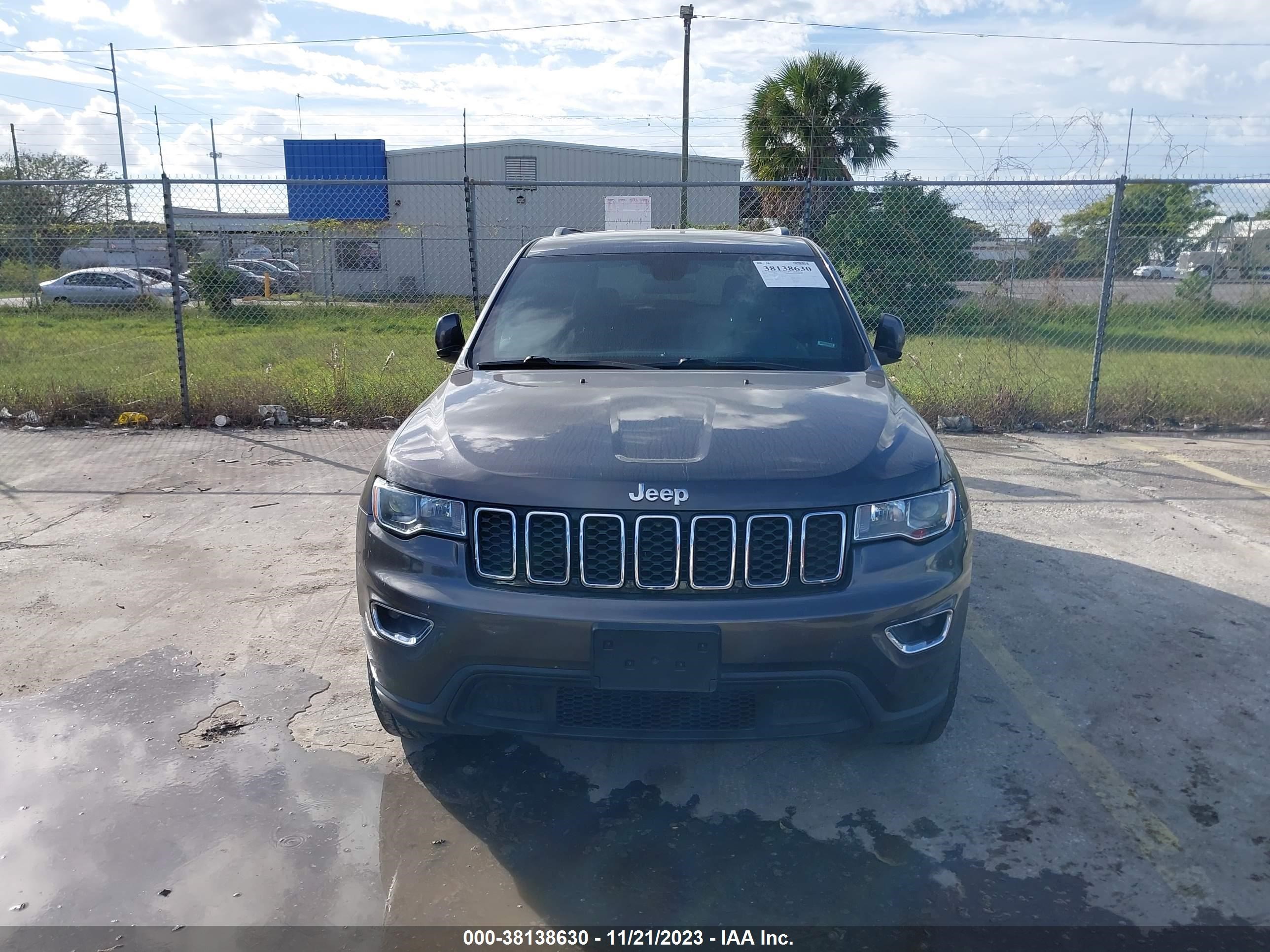 Photo 11 VIN: 1C4RJFAG9JC459143 - JEEP GRAND CHEROKEE 