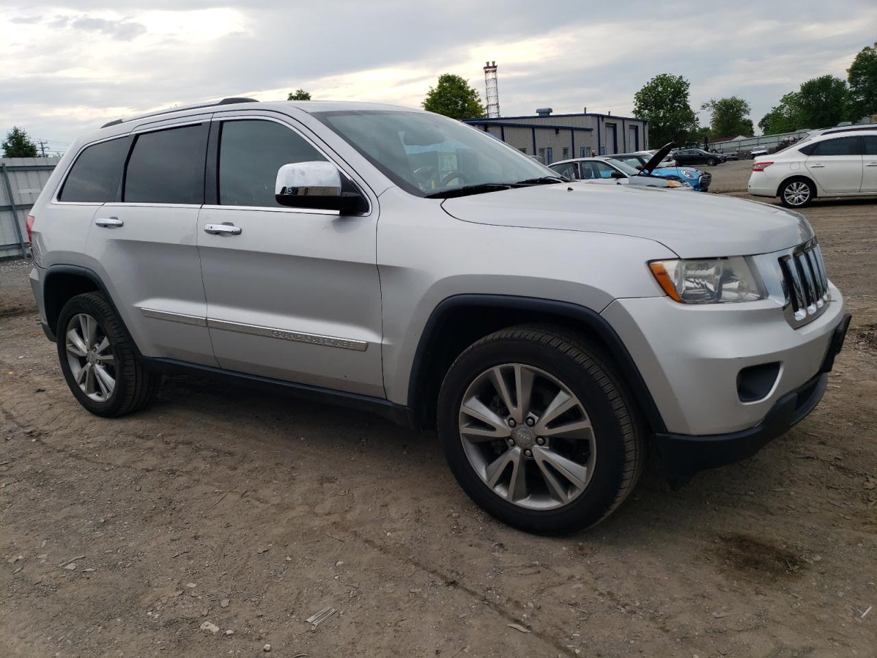 Photo 3 VIN: 1C4RJFAGXDC536591 - JEEP GRAND CHEROKEE 