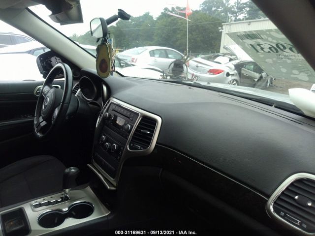 Photo 4 VIN: 1C4RJFAGXDC544139 - JEEP GRAND CHEROKEE 