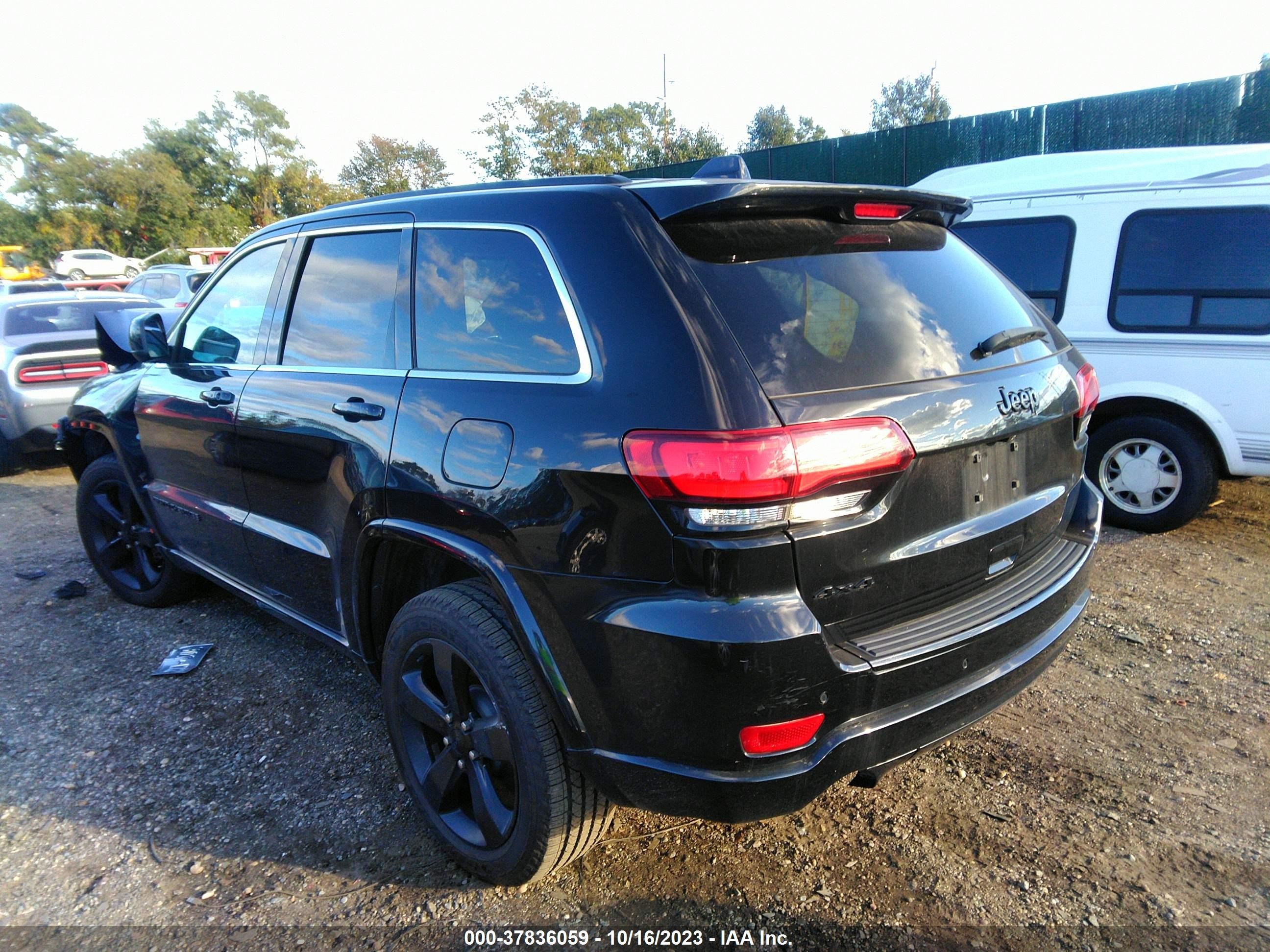 Photo 2 VIN: 1C4RJFAGXFC130295 - JEEP GRAND CHEROKEE 