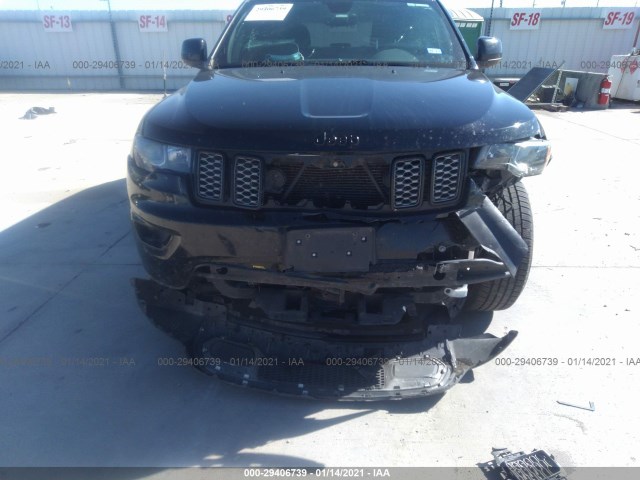 Photo 5 VIN: 1C4RJFAGXJC148207 - JEEP GRAND CHEROKEE 