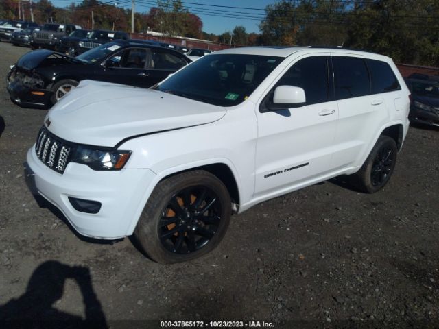 Photo 1 VIN: 1C4RJFAGXJC203917 - JEEP GRAND CHEROKEE 