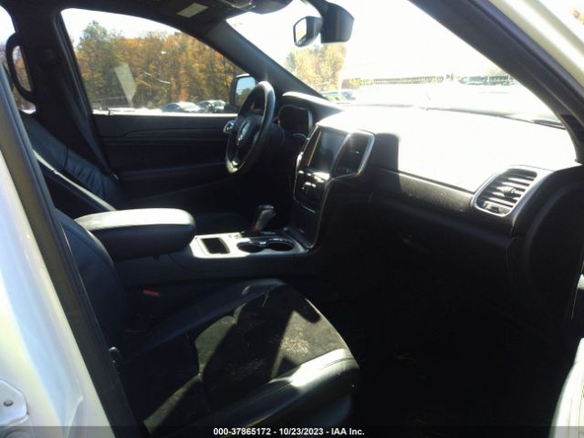 Photo 4 VIN: 1C4RJFAGXJC203917 - JEEP GRAND CHEROKEE 