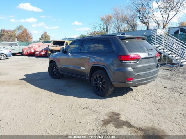 Photo 2 VIN: 1C4RJFAGXJC259050 - JEEP GRAND CHEROKEE 