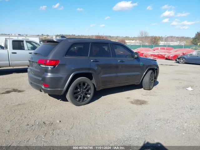 Photo 3 VIN: 1C4RJFAGXJC259050 - JEEP GRAND CHEROKEE 