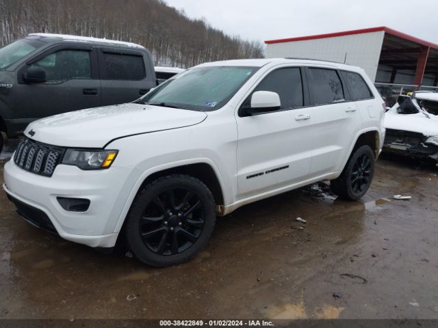 Photo 1 VIN: 1C4RJFAGXJC390706 - JEEP GRAND CHEROKEE 