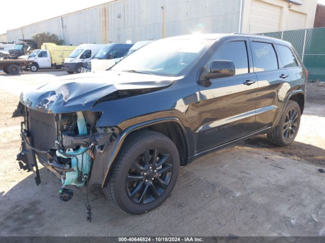 Photo 1 VIN: 1C4RJFAGXJC448961 - JEEP GRAND CHEROKEE 