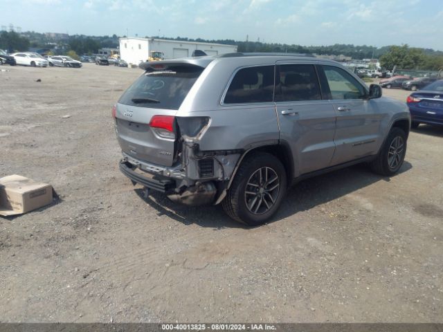 Photo 3 VIN: 1C4RJFAGXJC502162 - JEEP GRAND CHEROKEE 