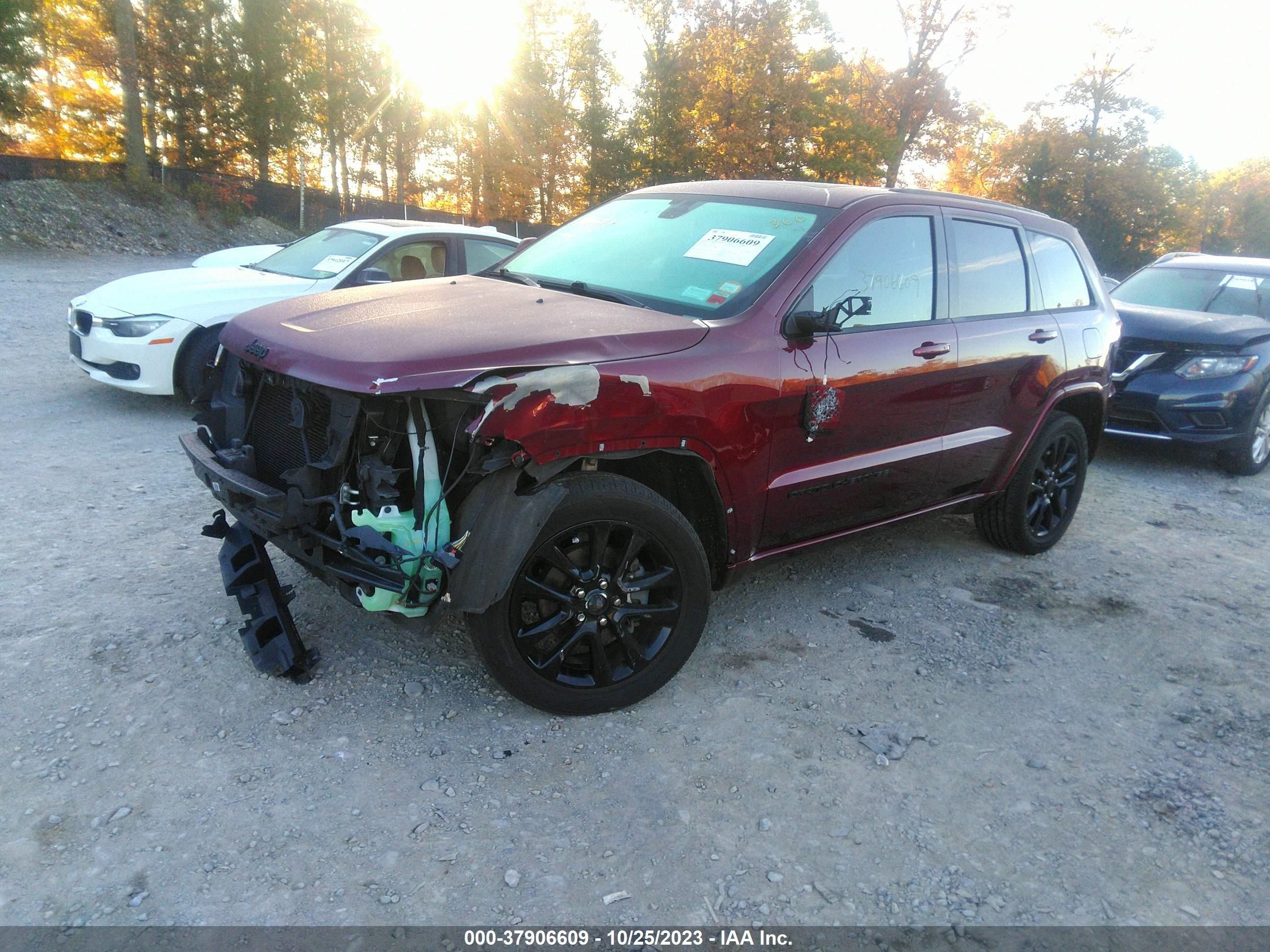 Photo 1 VIN: 1C4RJFAGXLC331464 - JEEP GRAND CHEROKEE 