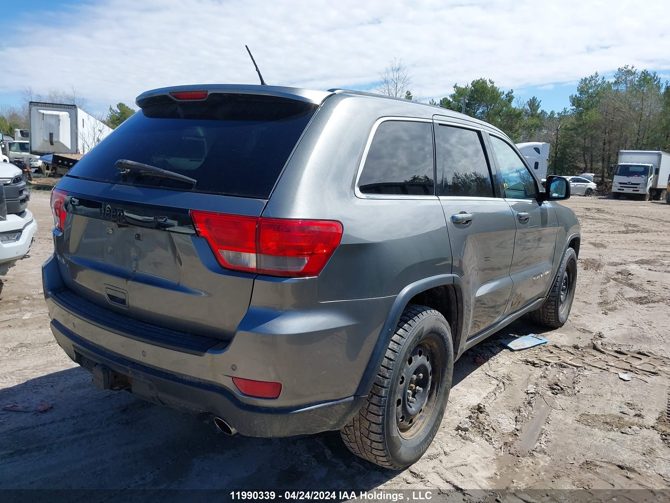 Photo 3 VIN: 1C4RJFAT1CC338090 - JEEP GRAND CHEROKEE 