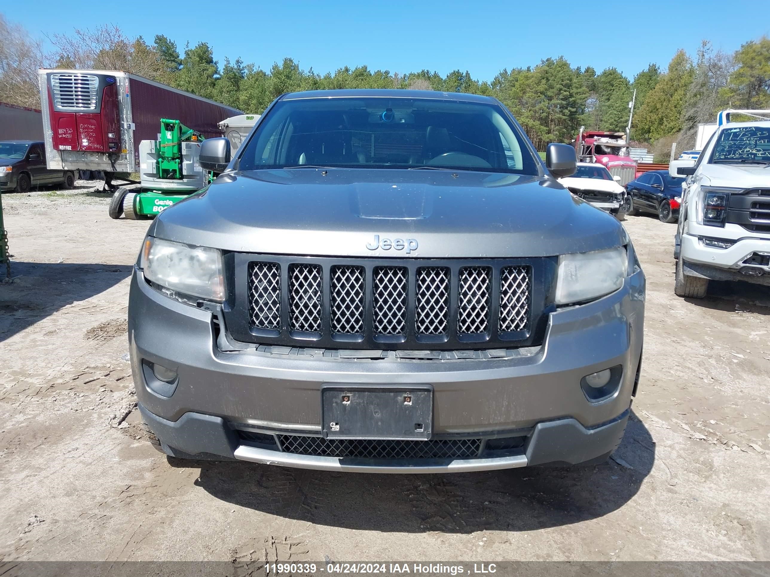 Photo 5 VIN: 1C4RJFAT1CC338090 - JEEP GRAND CHEROKEE 