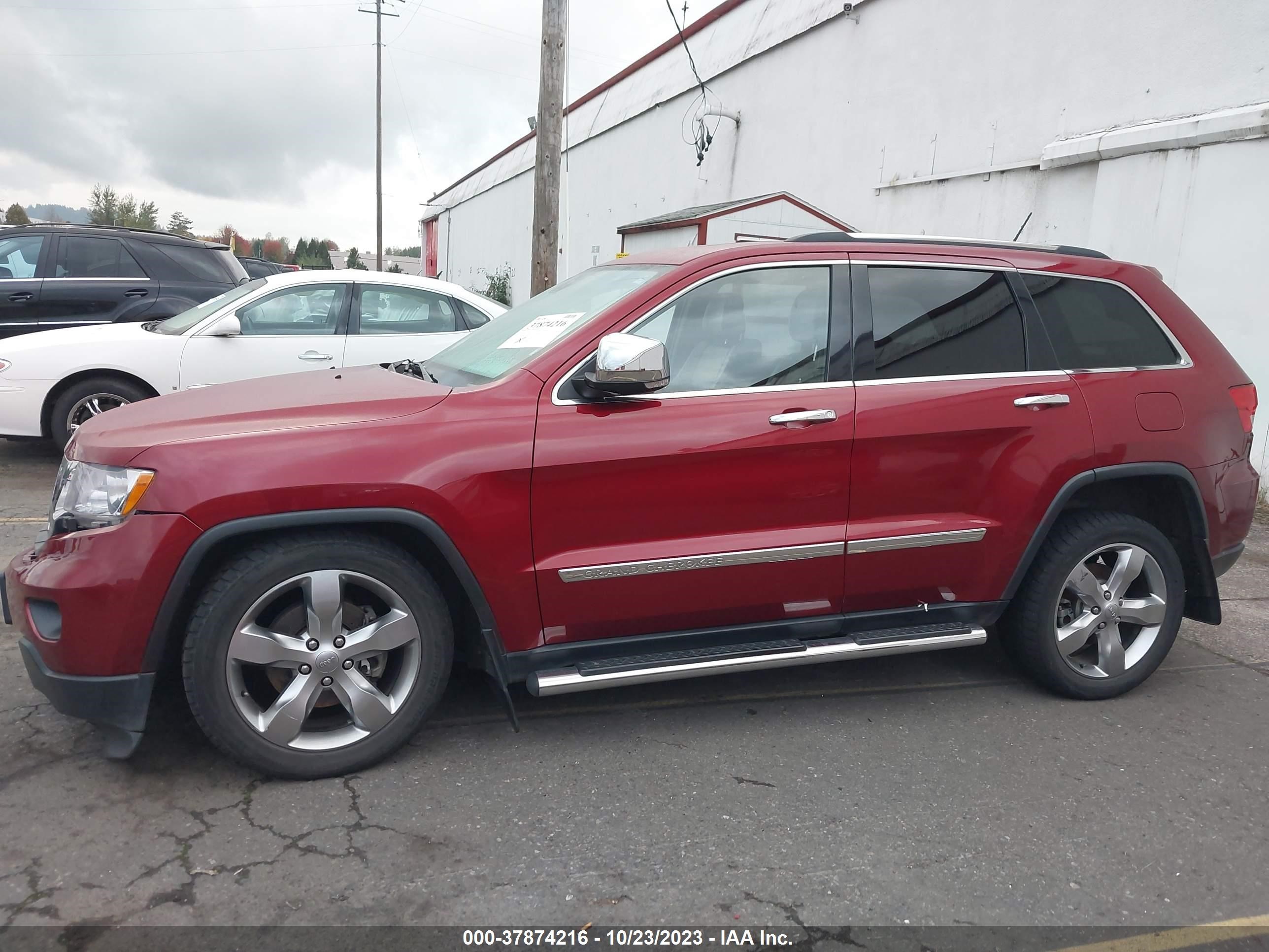 Photo 13 VIN: 1C4RJFBG0DC512881 - JEEP GRAND CHEROKEE 