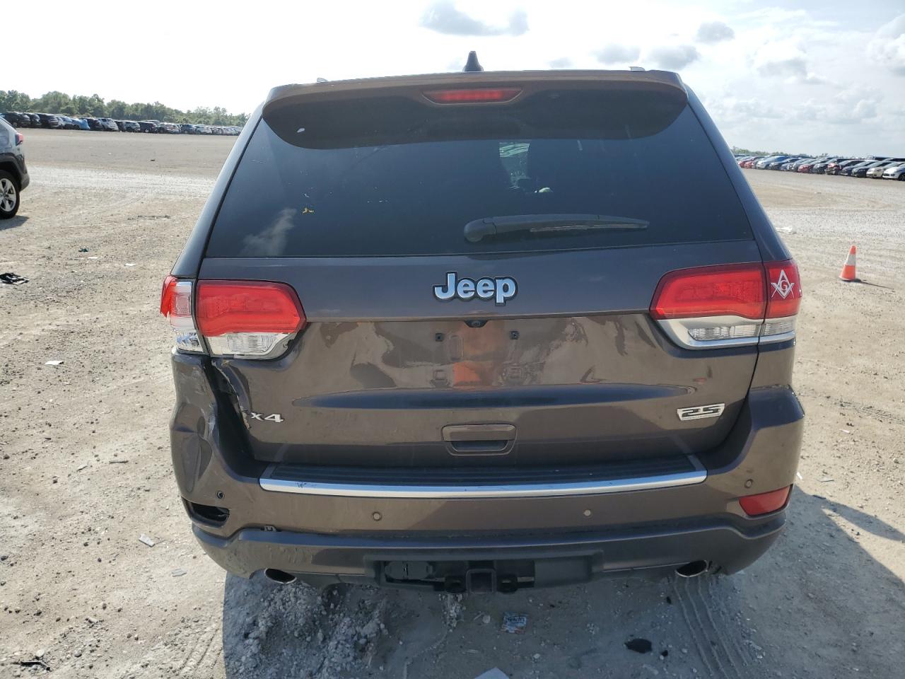 Photo 5 VIN: 1C4RJFBG0JC333428 - JEEP GRAND CHEROKEE 