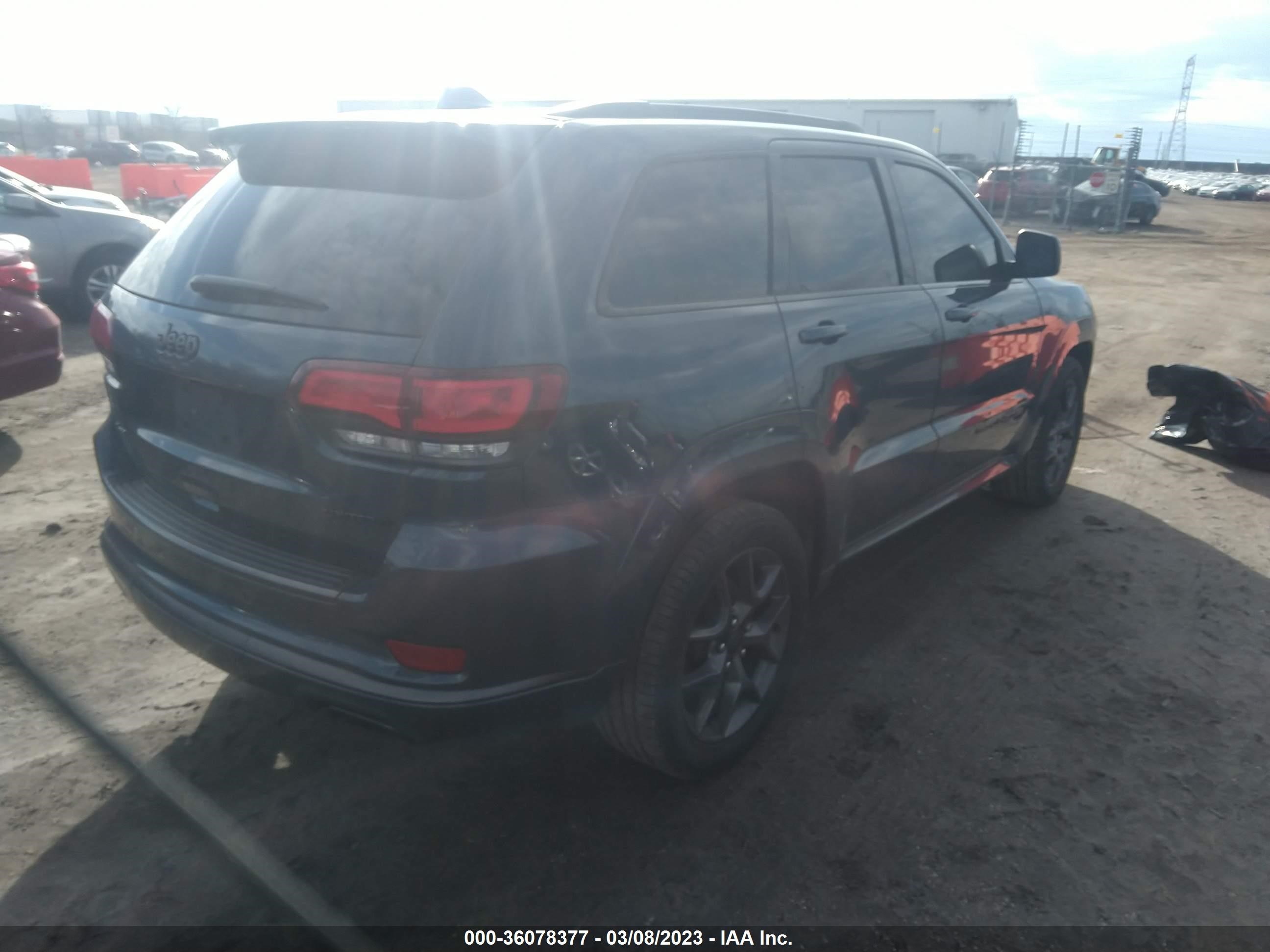 Photo 3 VIN: 1C4RJFBG0KC740988 - JEEP GRAND CHEROKEE 