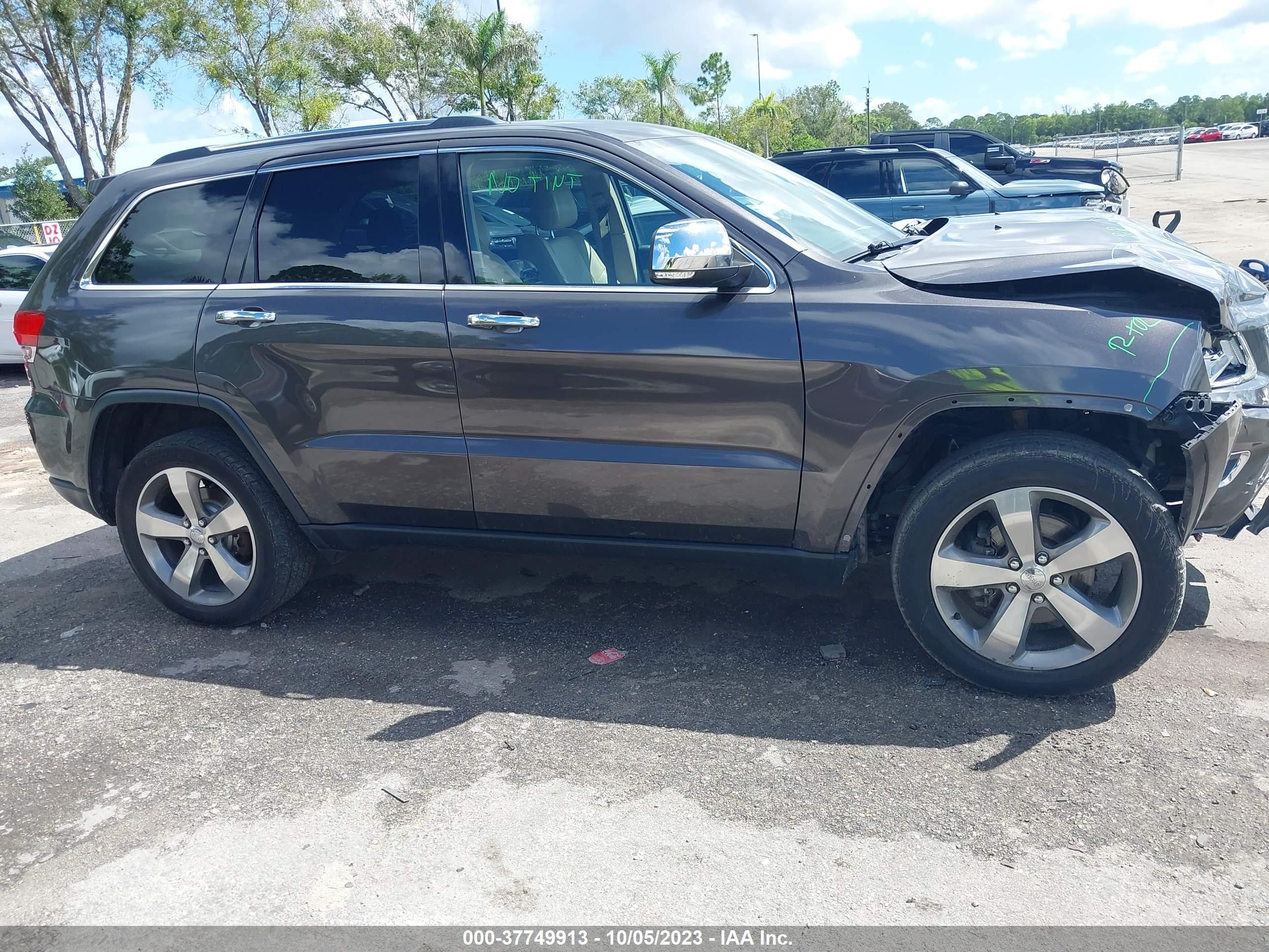 Photo 12 VIN: 1C4RJFBG1EC181066 - JEEP GRAND CHEROKEE 