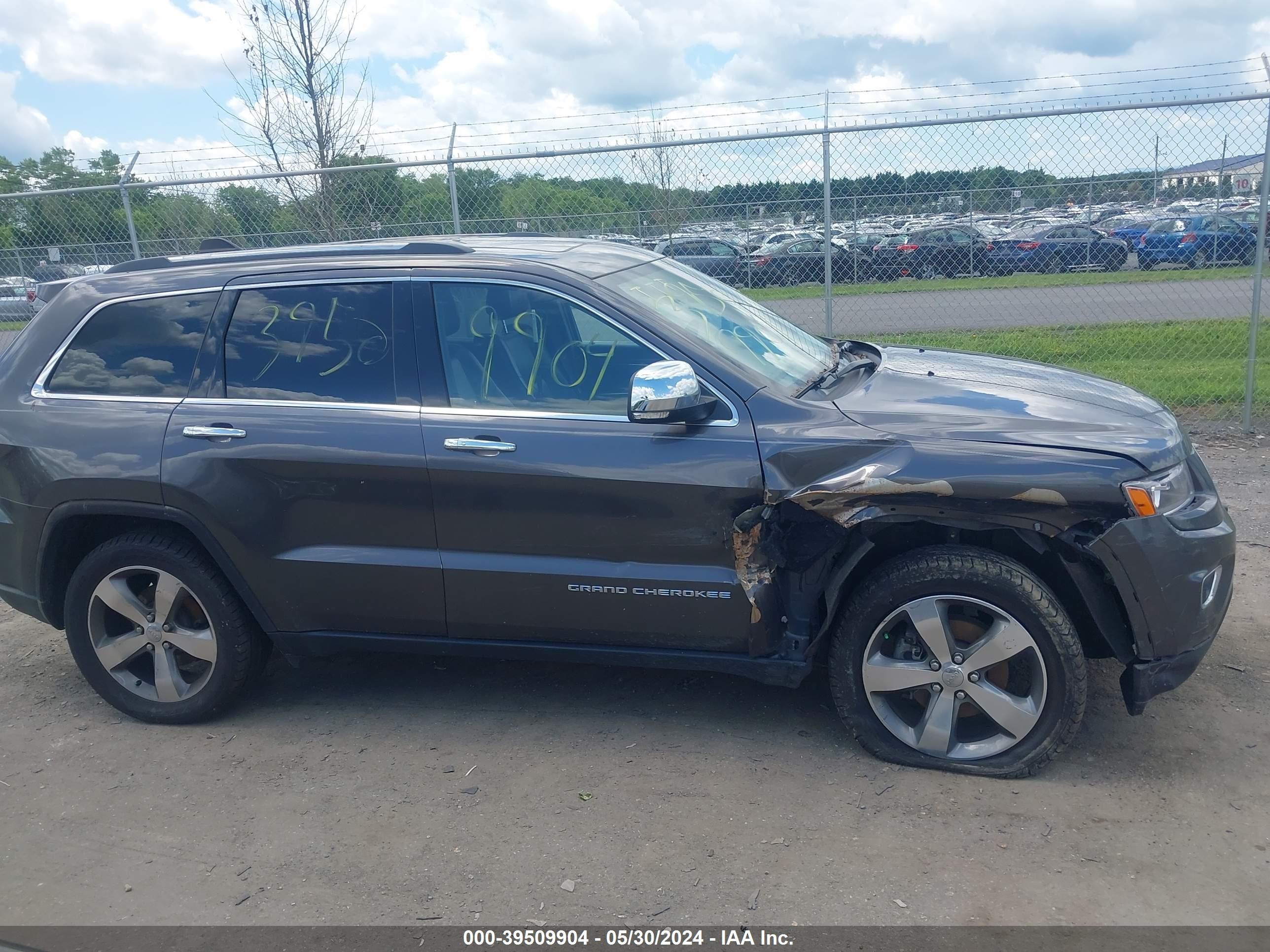 Photo 13 VIN: 1C4RJFBG1EC254775 - JEEP GRAND CHEROKEE 