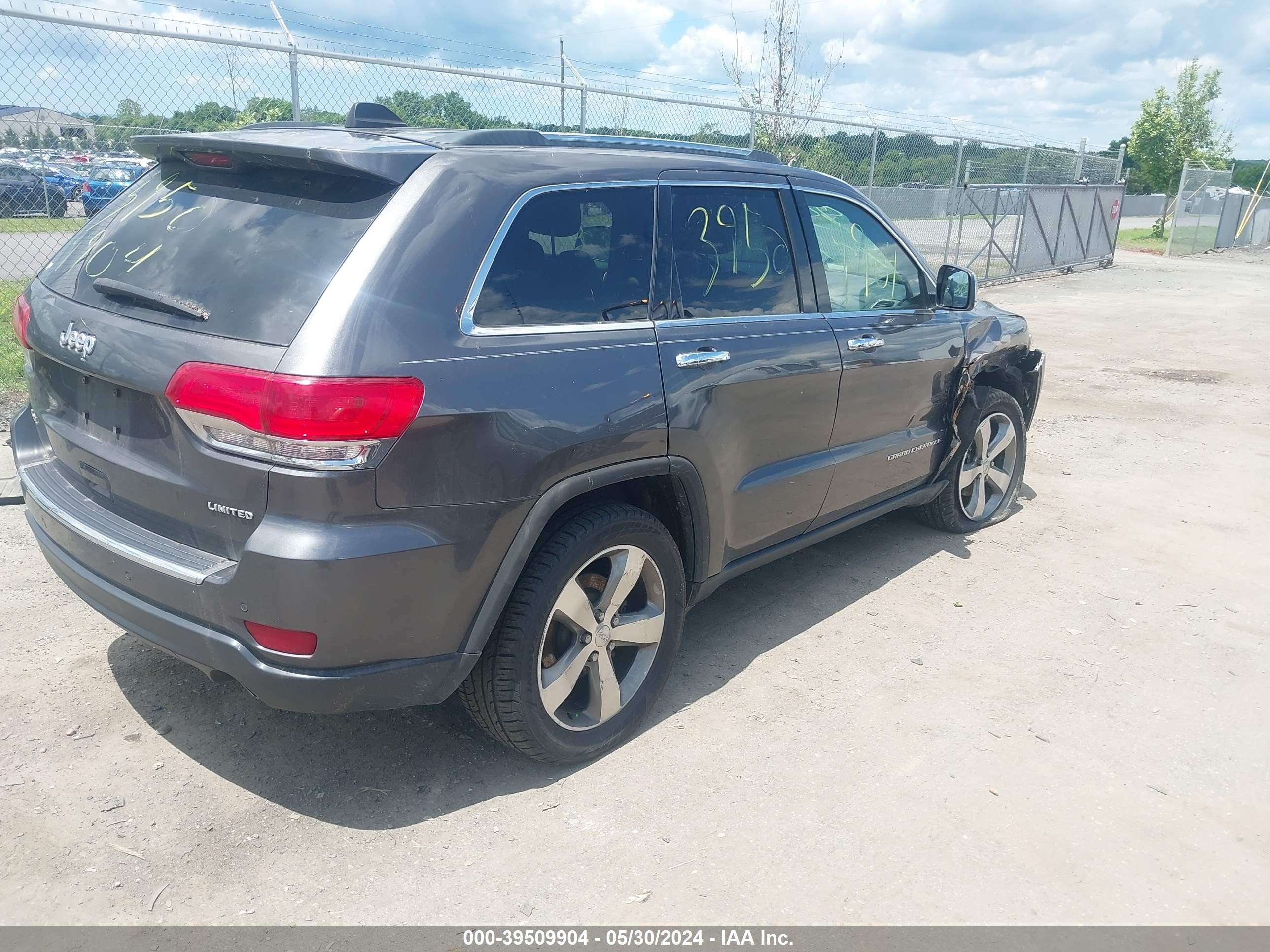 Photo 3 VIN: 1C4RJFBG1EC254775 - JEEP GRAND CHEROKEE 