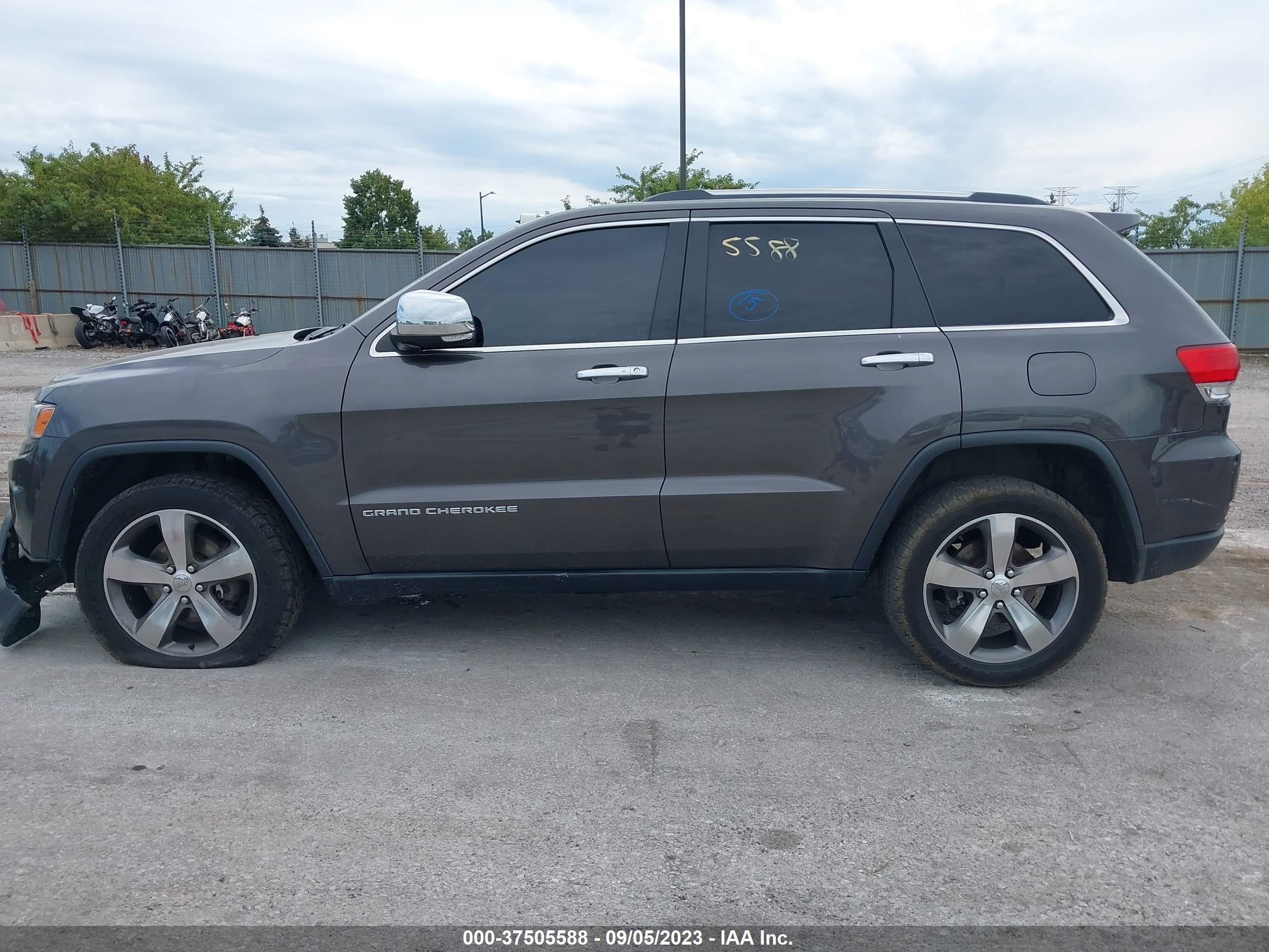 Photo 14 VIN: 1C4RJFBG1EC441076 - JEEP GRAND CHEROKEE 