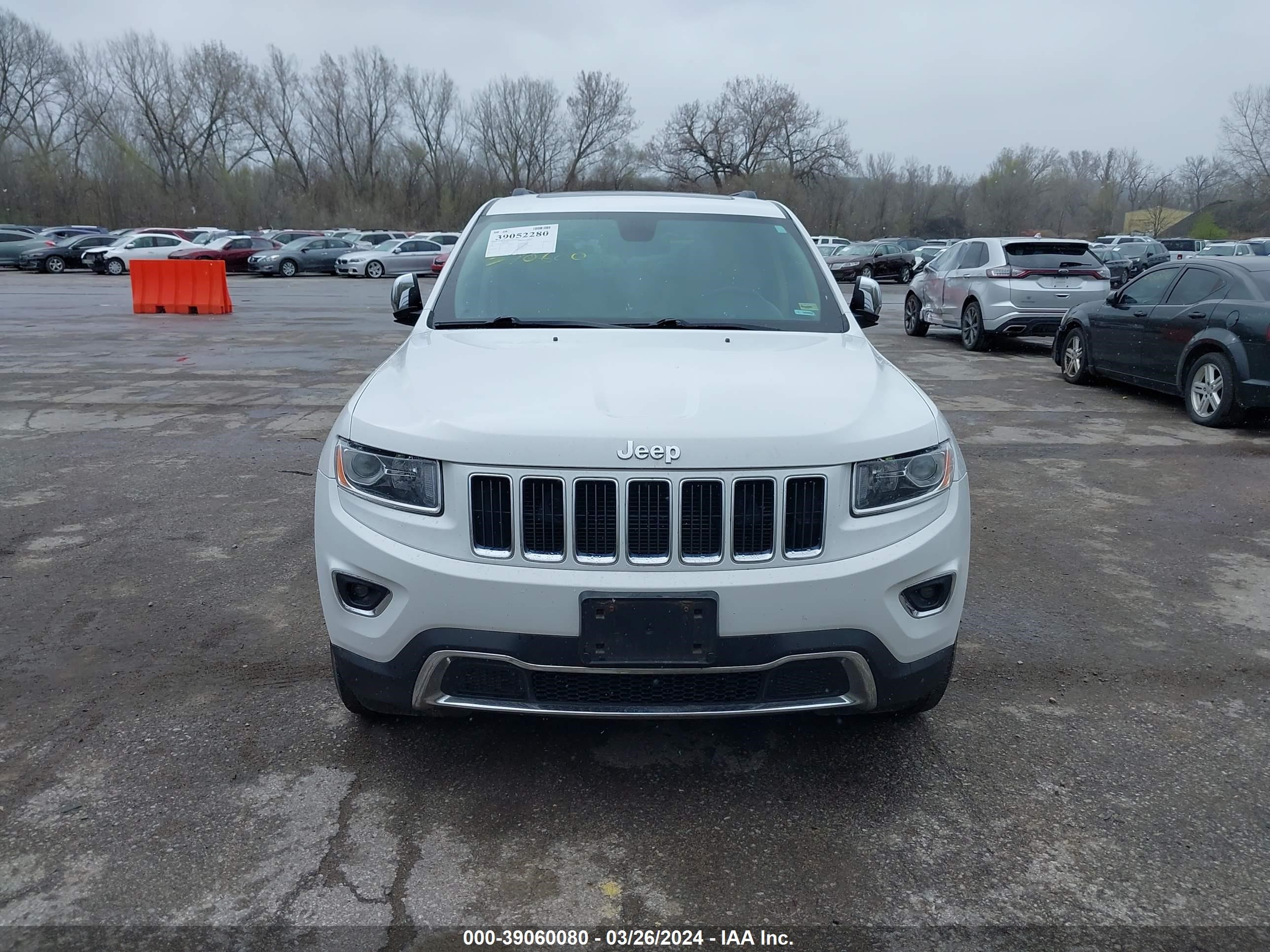 Photo 5 VIN: 1C4RJFBG1EC542215 - JEEP GRAND CHEROKEE 