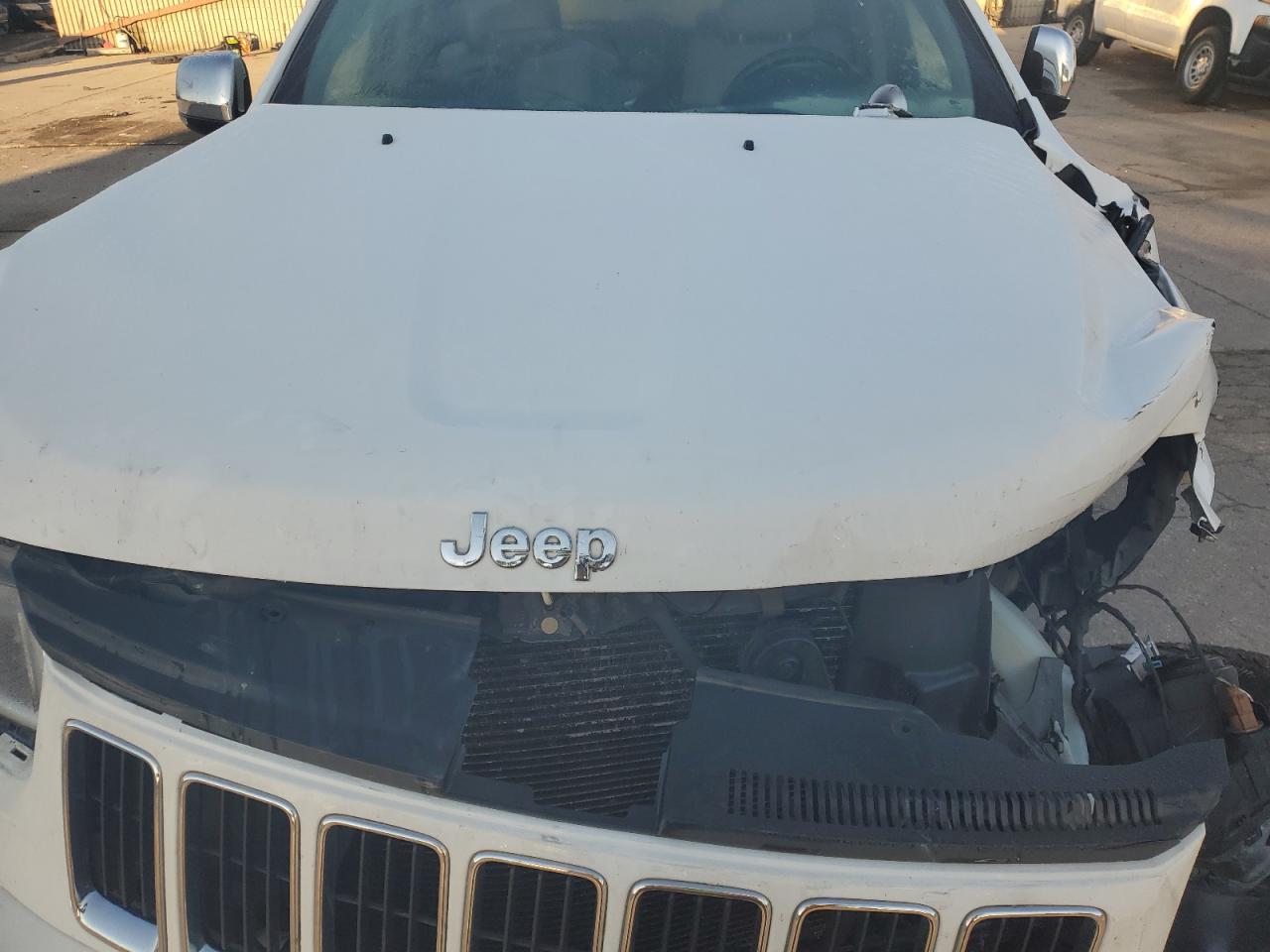 Photo 10 VIN: 1C4RJFBG1GC311866 - JEEP GRAND CHEROKEE 