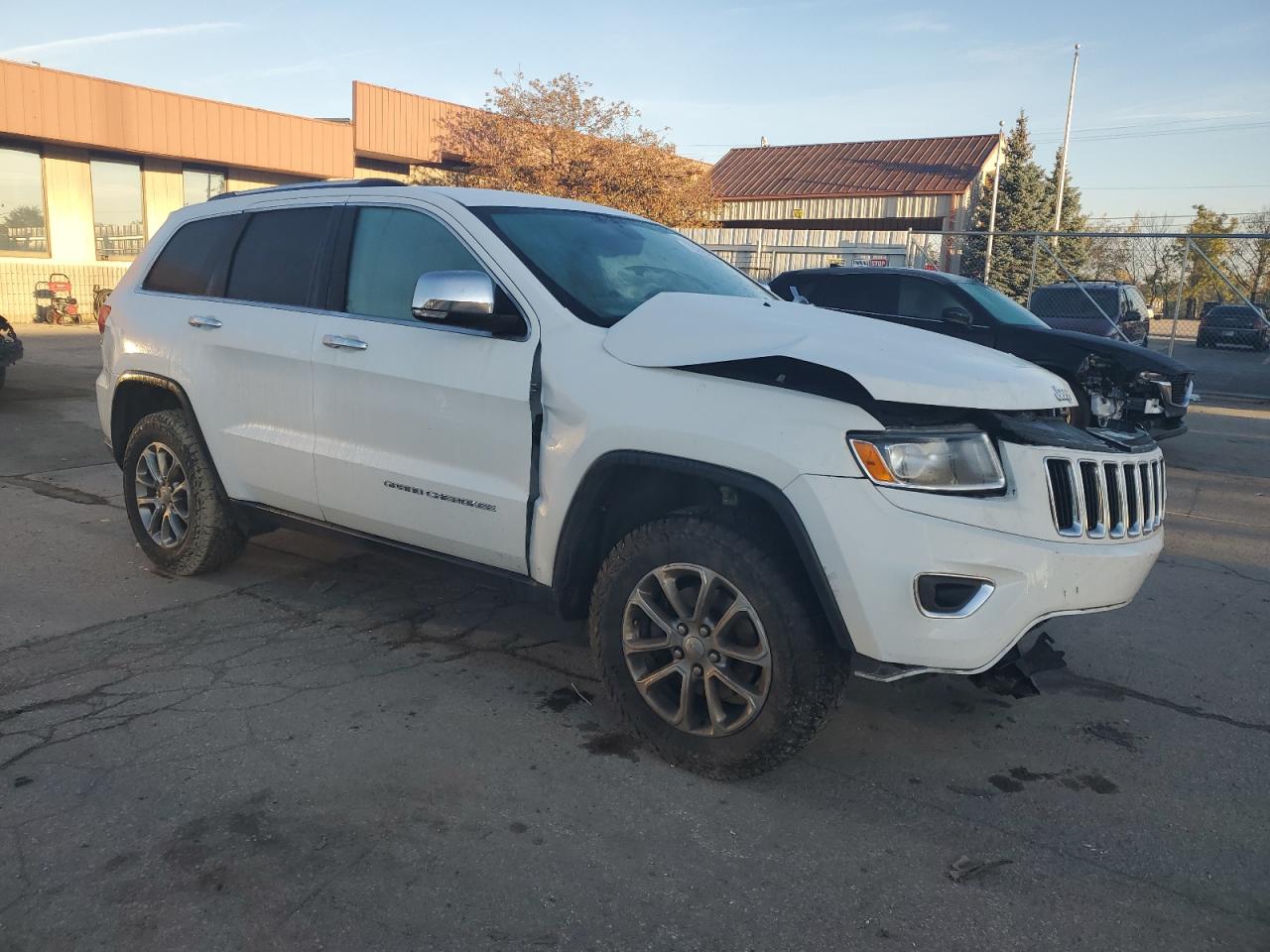 Photo 3 VIN: 1C4RJFBG1GC311866 - JEEP GRAND CHEROKEE 