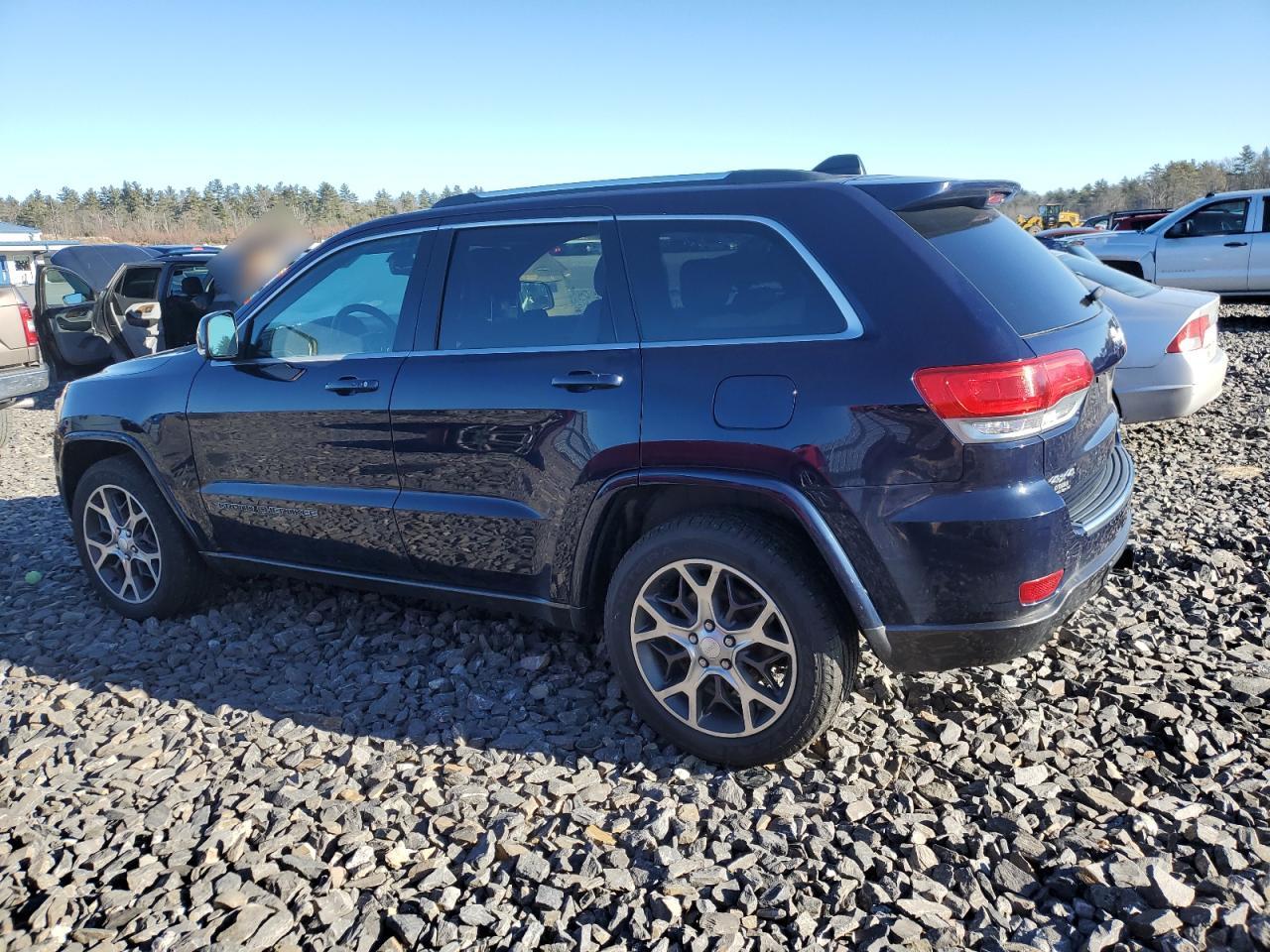 Photo 1 VIN: 1C4RJFBG1JC151737 - JEEP GRAND CHEROKEE 