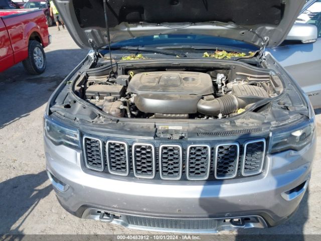 Photo 9 VIN: 1C4RJFBG1JC379057 - JEEP GRAND CHEROKEE 