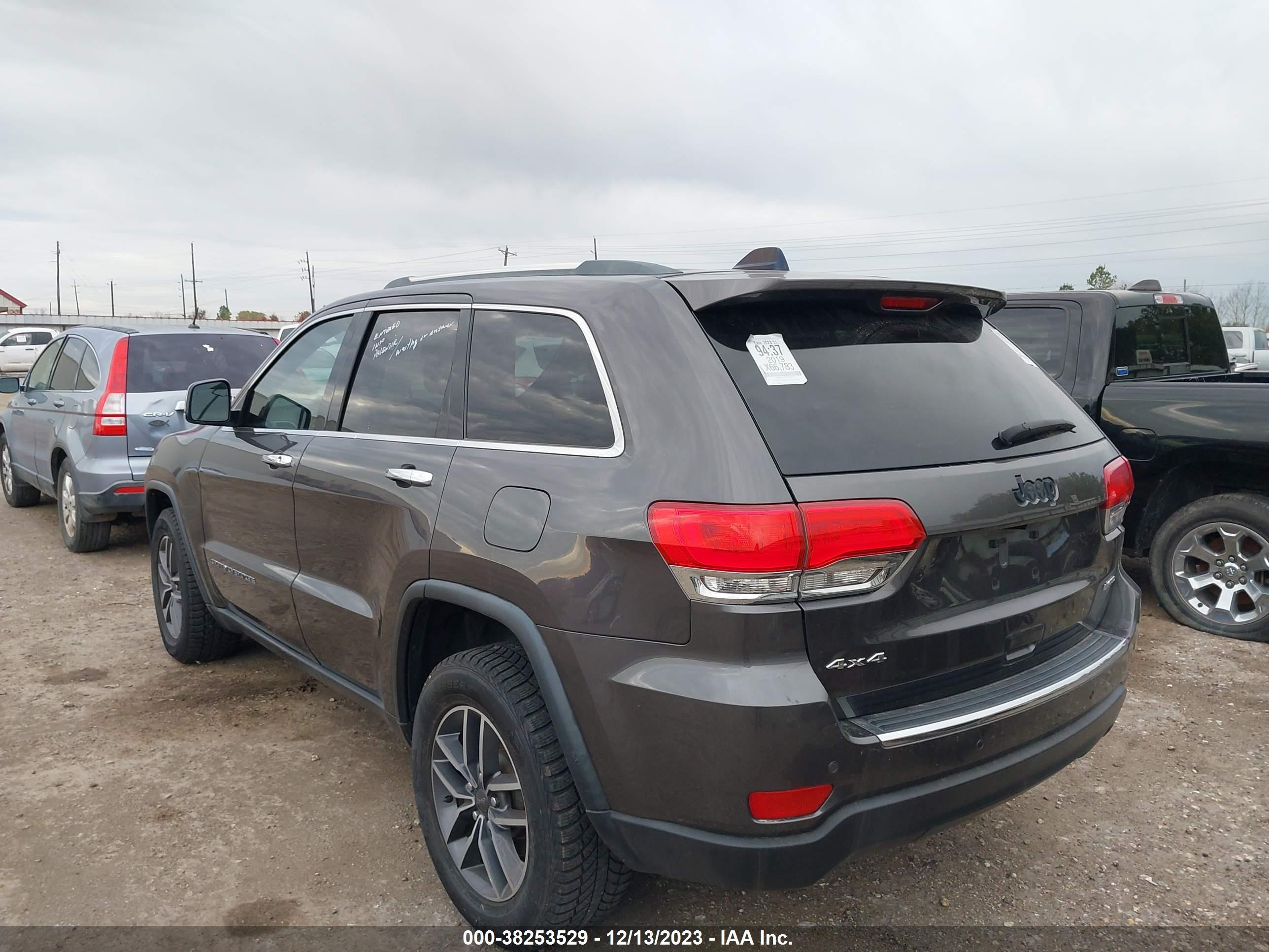 Photo 2 VIN: 1C4RJFBG1KC539679 - JEEP GRAND CHEROKEE 