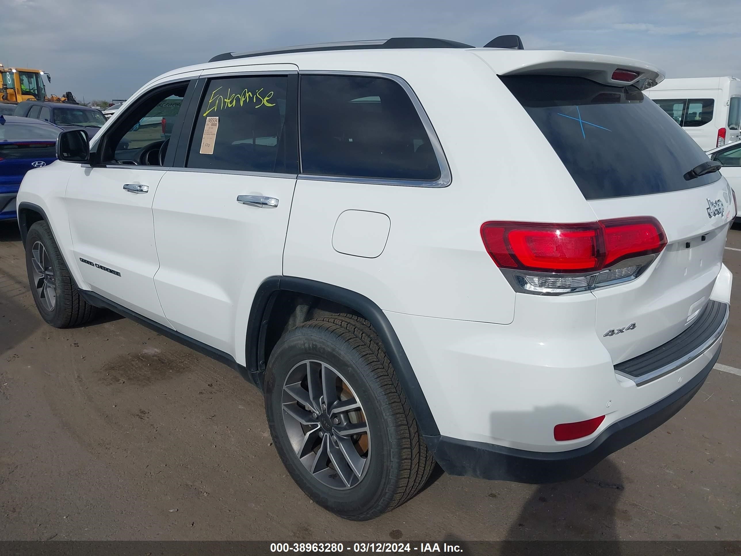 Photo 2 VIN: 1C4RJFBG1MC646766 - JEEP GRAND CHEROKEE 