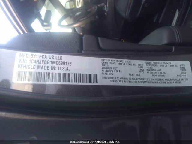 Photo 8 VIN: 1C4RJFBG1MC699175 - JEEP GRAND CHEROKEE 