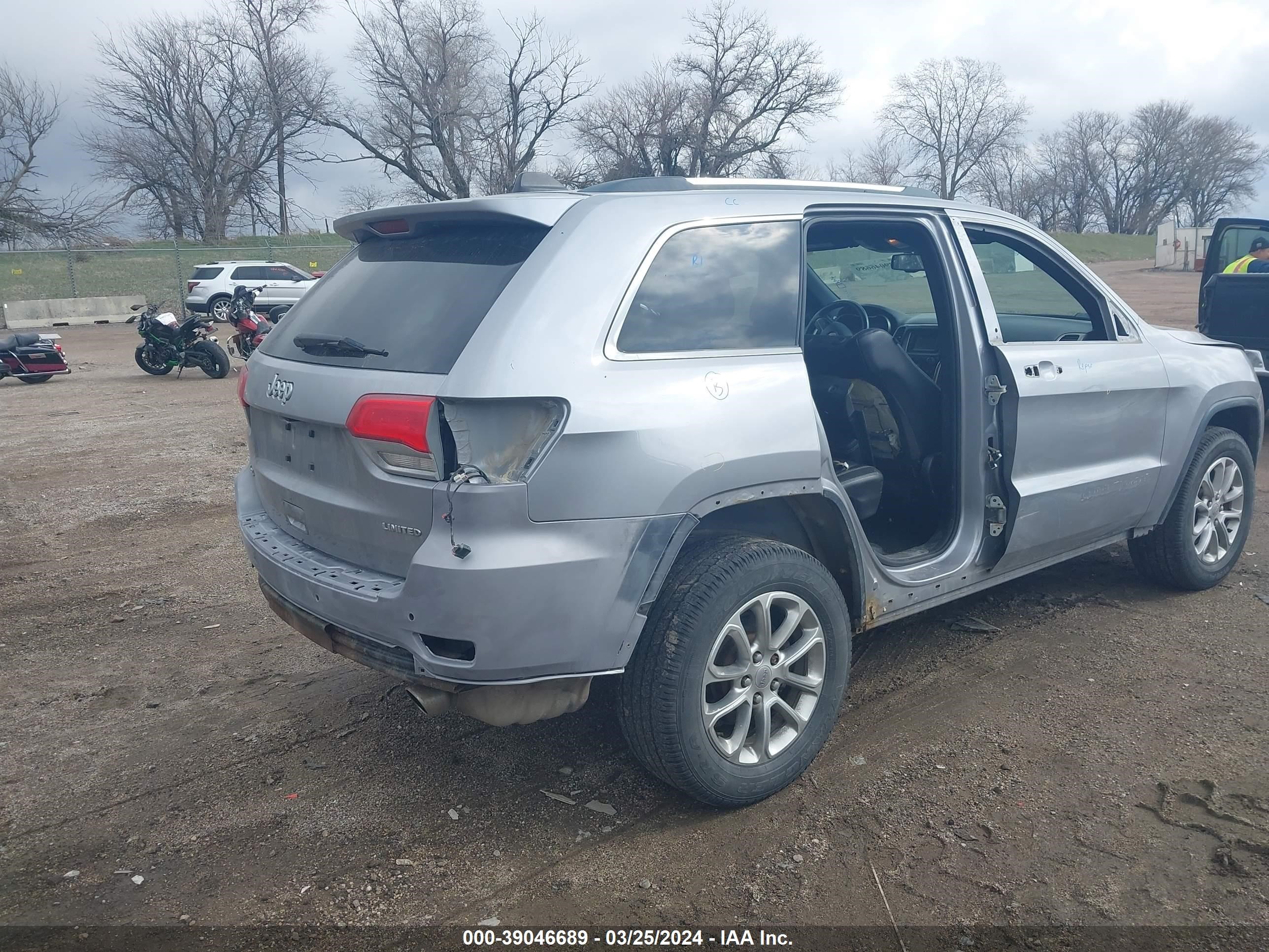 Photo 5 VIN: 1C4RJFBG2EC186311 - JEEP GRAND CHEROKEE 