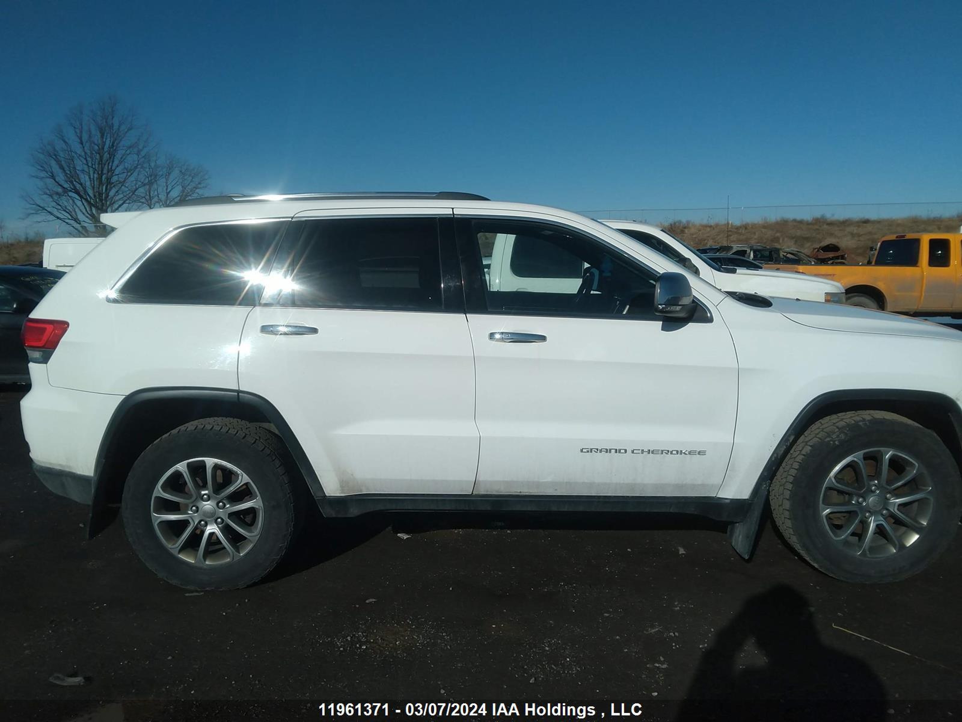 Photo 12 VIN: 1C4RJFBG2FC626514 - JEEP GRAND CHEROKEE 